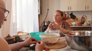 ЯГОДЫ 🍓ПЕРЕБИРАЕМ И В ЗАМОРОЗКУ.