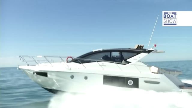 Итальянский семейный круизер_CRANCHI M 44HT