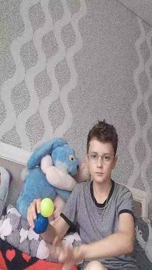 кидаю мяч