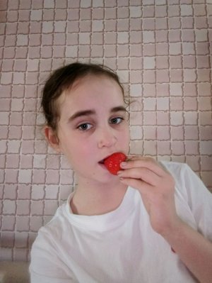 собираем клубнику 🍓