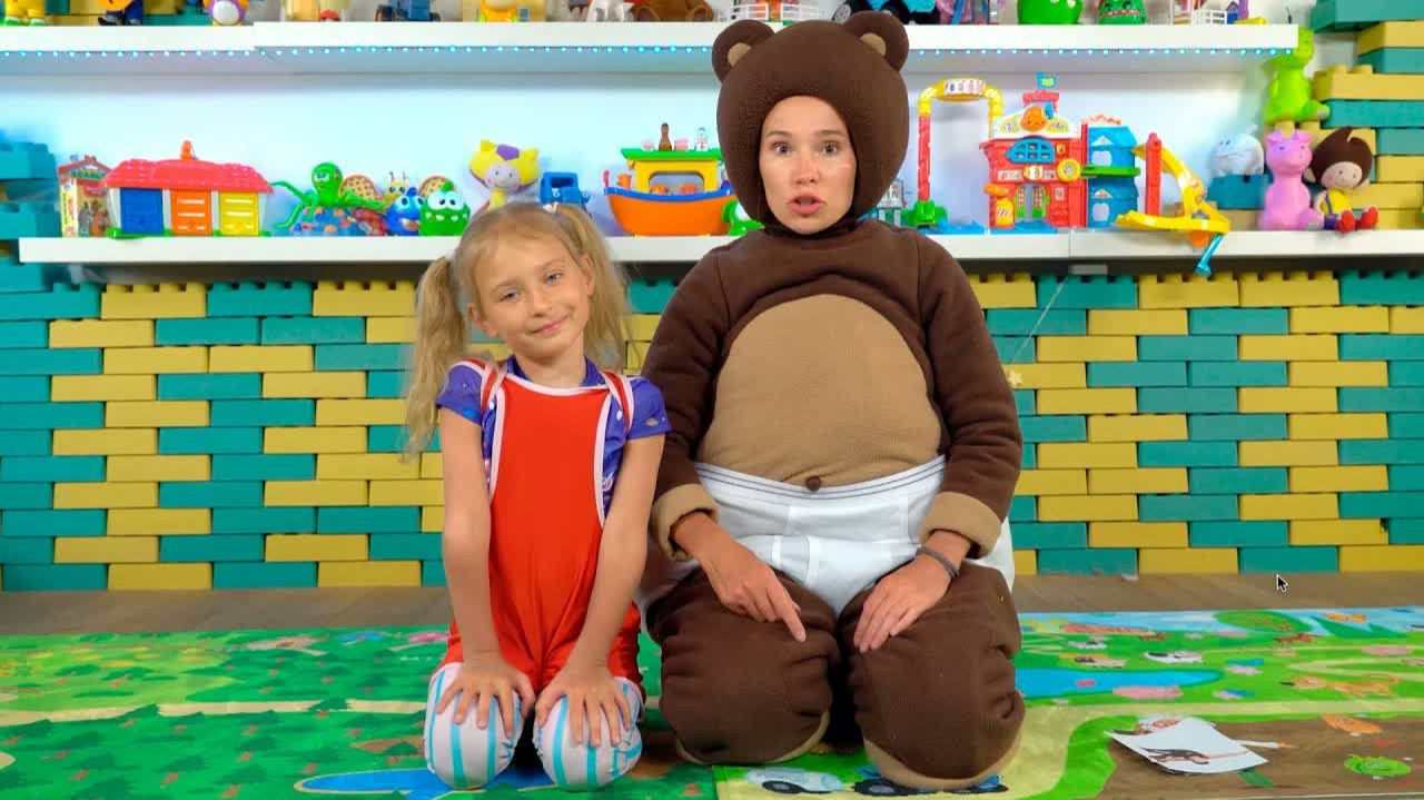 Маленькая Вера и Медведь влог - Распаковка игрушки куклы Лол ХеирВайбс