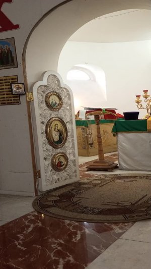 Дорогие братья и сёстры! Божественная служба храм Святой Троицы