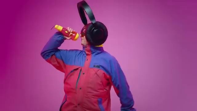 Oliver Tree — Let Me Down смотреть онлайн