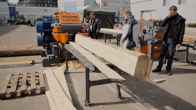 Бревнопильный двухвальный станок с гусеничной подачей ТРИУМФ СГУ-2B630