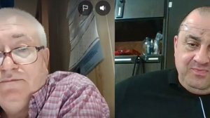 У них высокие должности и дети за границей