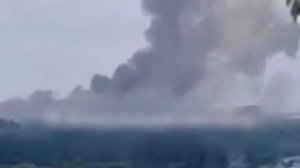 😱Снесло пол района,Авиация России нанесла удар по складу боеприпасов в Покровском в Днепропетровско