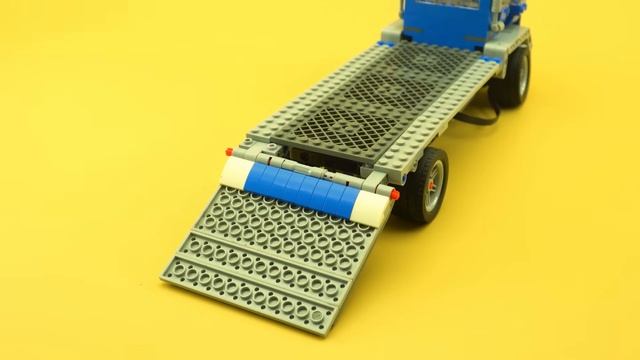 Lego Technic Car# Building Lego Car Wash Machine with LEGO Technic To SAVES Your Car From Ton Of Mud смотреть онлайн