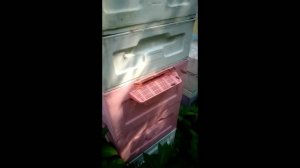 решил увеличить вдвое количество малоформатного улья, удобно работать на мед, выводить маток, миниму
