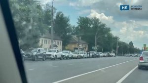 В Липецке очереди за бензином на АЗС растут в геометрической прогрессии
