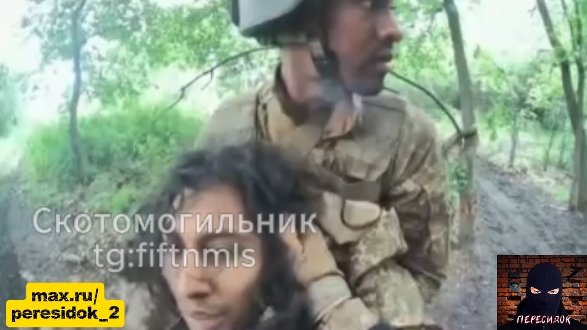 Эвакуация колумбийского наёмника ВСУ к бандере смотреть онлайн