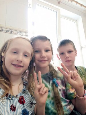 играем с друзьями 💙💙💓