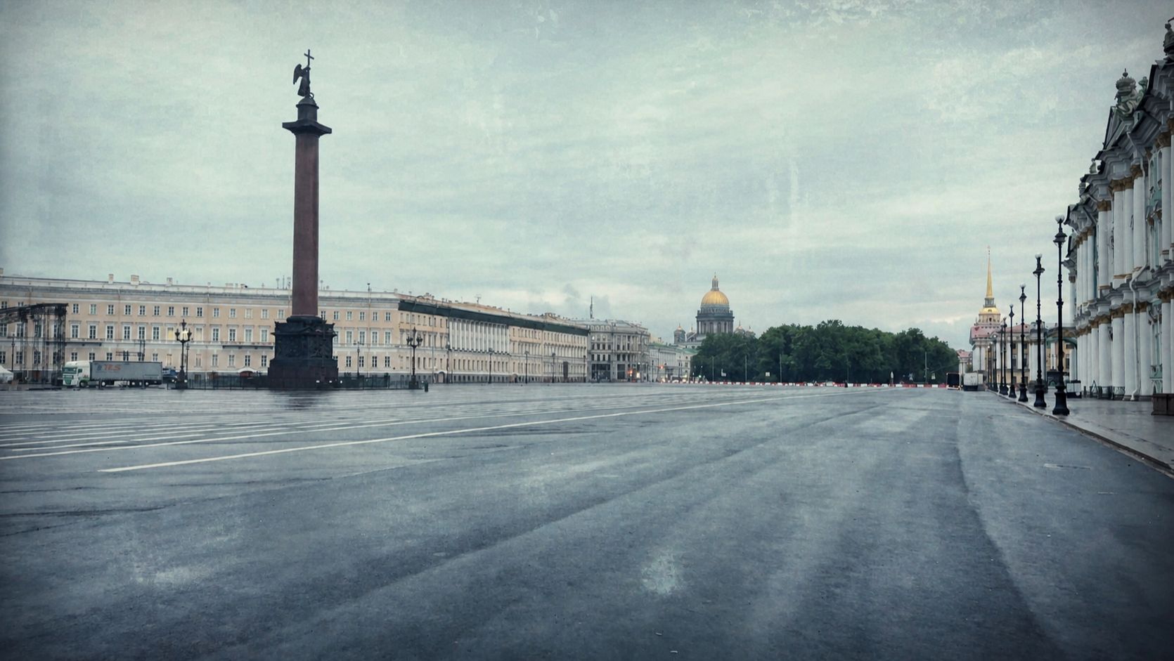Питер без туристов: Пустая Дворцовая площадь и Миллионная в 4 утра 🌑