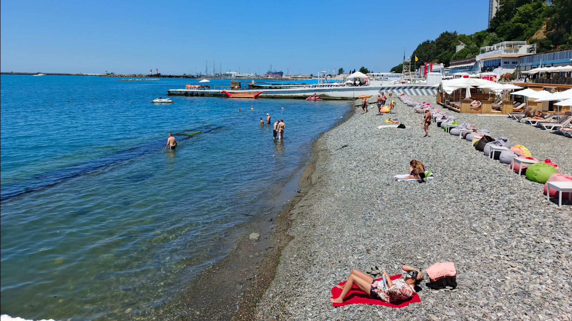 СОЧИ ПРЯМ СЕЙЧАС 🔥МОРЕ СЕГОДНЯ 🌊 23 ИЮНЯ 2026✅ОБСТАНОВКА НА ПЛЯЖАХ,ПРОГУЛКА ПО ЦЕНТРУ|ЖД ВОКЗАЛ смотреть онлайн