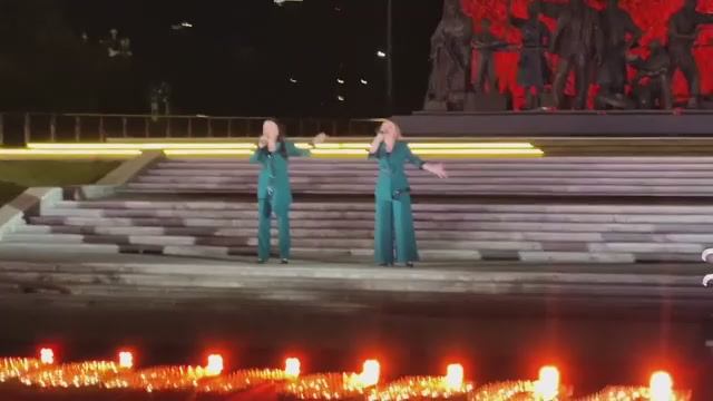 Вокальный дуэт "ОТРАДА" "НИКТО НЕ ЗАБЫТ И НИЧТО НЕ ЗАБЫТО" (муз. Светланы Масло, сл. Ирины Скибиной) смотреть онлайн