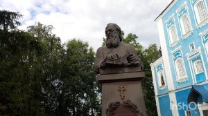 Храм Новопокровский и Покровский храм | Памятник Святому Луке