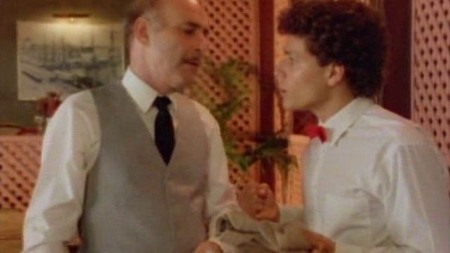 Возвращение в Эдем 2 сезон 4 серия «Покушение» (сериал, 1986)