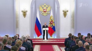 Владимир Путин встретился с теми, кто завершил обучение в вузах Минобороны и других силовых ведомств