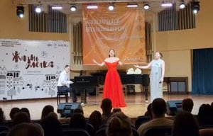 И.Дунаевский «Ой, цветет калина», исполняет Диана ПРЯНИШНИКОВА
