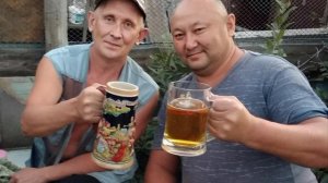 «МЫ С СОСЕДОМ», стихи Александра Домбровского