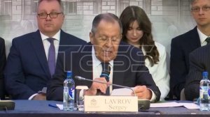Выступление главы МИД РФ Лаврова на посольском круглом столе