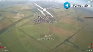 ‼️🇷🇺 Бойцы «Центра» уничтожают пехоту и технику врага, наступая за Красноармейском и на Днепропетр