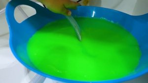 Творческие приключения в картонной школе с Крисом