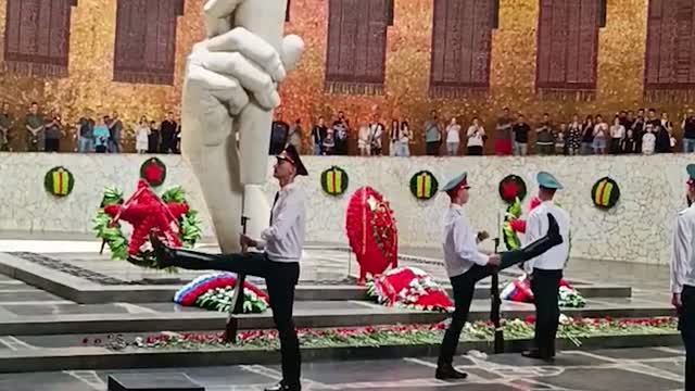 Родина-мать. Зал Воинской славы. Мамаев курган. Волгоград. Путешествие по России