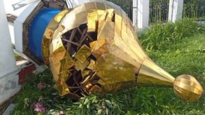 Ураган сорвал купол с 200-летнего храма в челябинском селе Куяш.

Конструкция упала на забор и разби