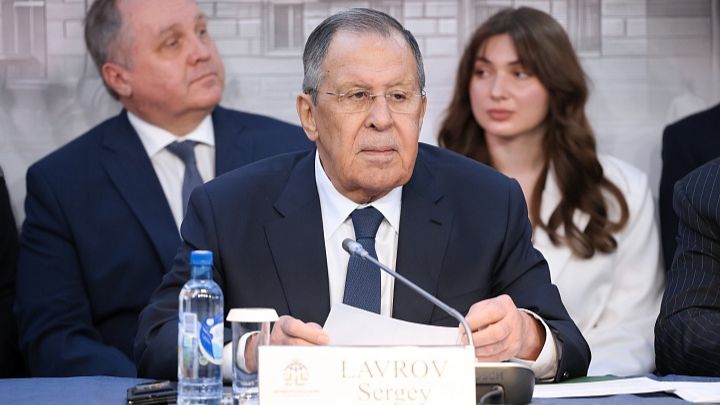 С.Лавров на посольском «круглом столе» на тему «Украинский кризис. Истинные цели и роль Запада» смотреть онлайн