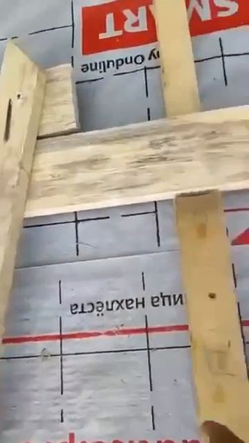 Струбцина при монтаже кровли

Руки Мастера | Советы
