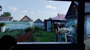 23 июня,пришли на дачу в гости.