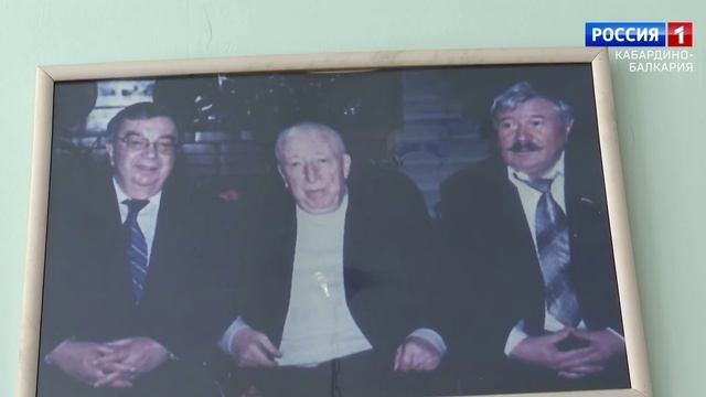 Академику РАН и члену попечительского совета КБГУ Михаилу Залиханову — 87 лет смотреть онлайн