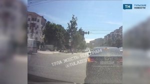 Легковой автомобильно столкнулся со скорой помощью на Красноармейском проспекте