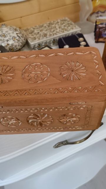 Шкатулки