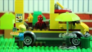 Lego City Spiderman Pizza Delivery
