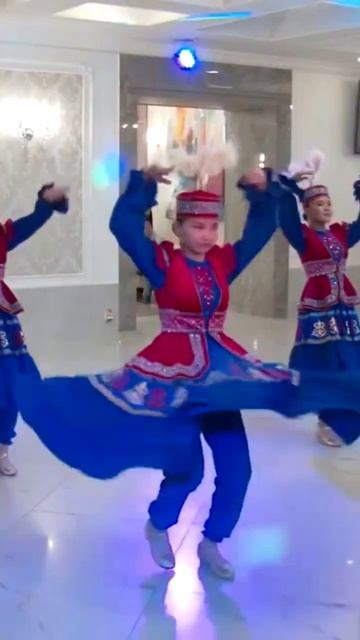 #shorts / Красивый казахский танец / Ансамбль 