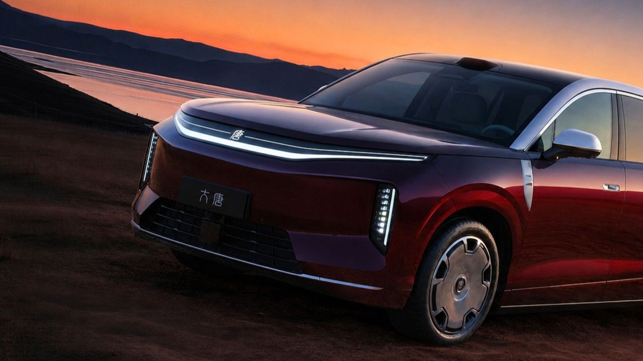 BYD DaTang. Их технологии поражают. И они по прежнему дают больше машины, чем кто-либо на планете. смотреть онлайн