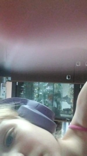 Отвечаю на ваши вопросы и разговариваю с вами