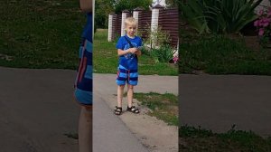 Это Андрей Дуралеев Дуралеевич