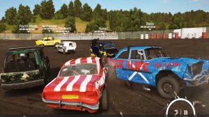 Последний выживший. Битва машин. Груда металла. Разрушения. Арена Wreckfest