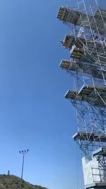 Опасно ⛔ смотреть онлайн
