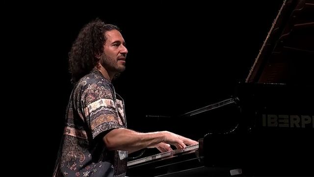 Emmet Cohen Quartet feat. Patrick Bartley - Live in Spain (July 2025) смотреть онлайн