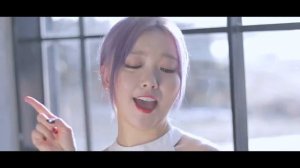 YOYOMI - Who s that boy