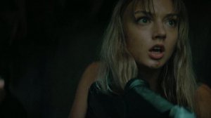 Исходный код: Сбой системы (фильм, 2025)