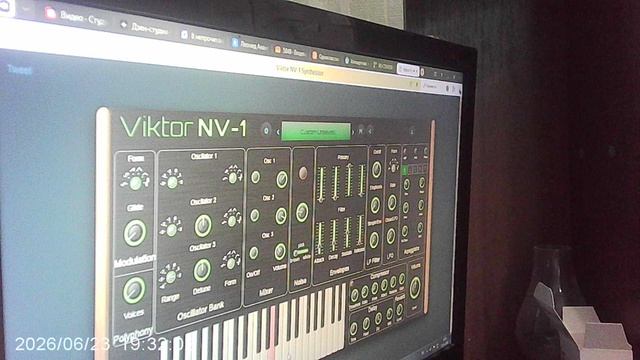 Импровизация на виртуальном синтезаторе Viktor NV-1