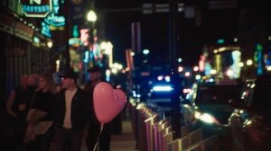 Ed Sheeran - Azizam (Pink Heart Video)