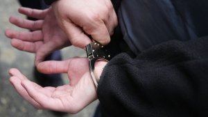 Пособника телефонных мошенников задержали в Петербурге
