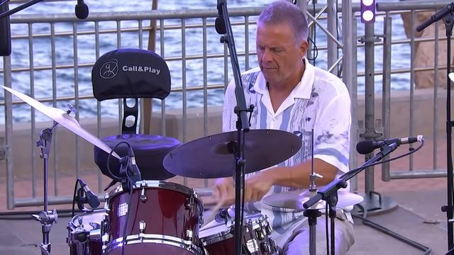Re-Stream： Emmet Cohen Trio ｜ Live in Spain (2024) смотреть онлайн