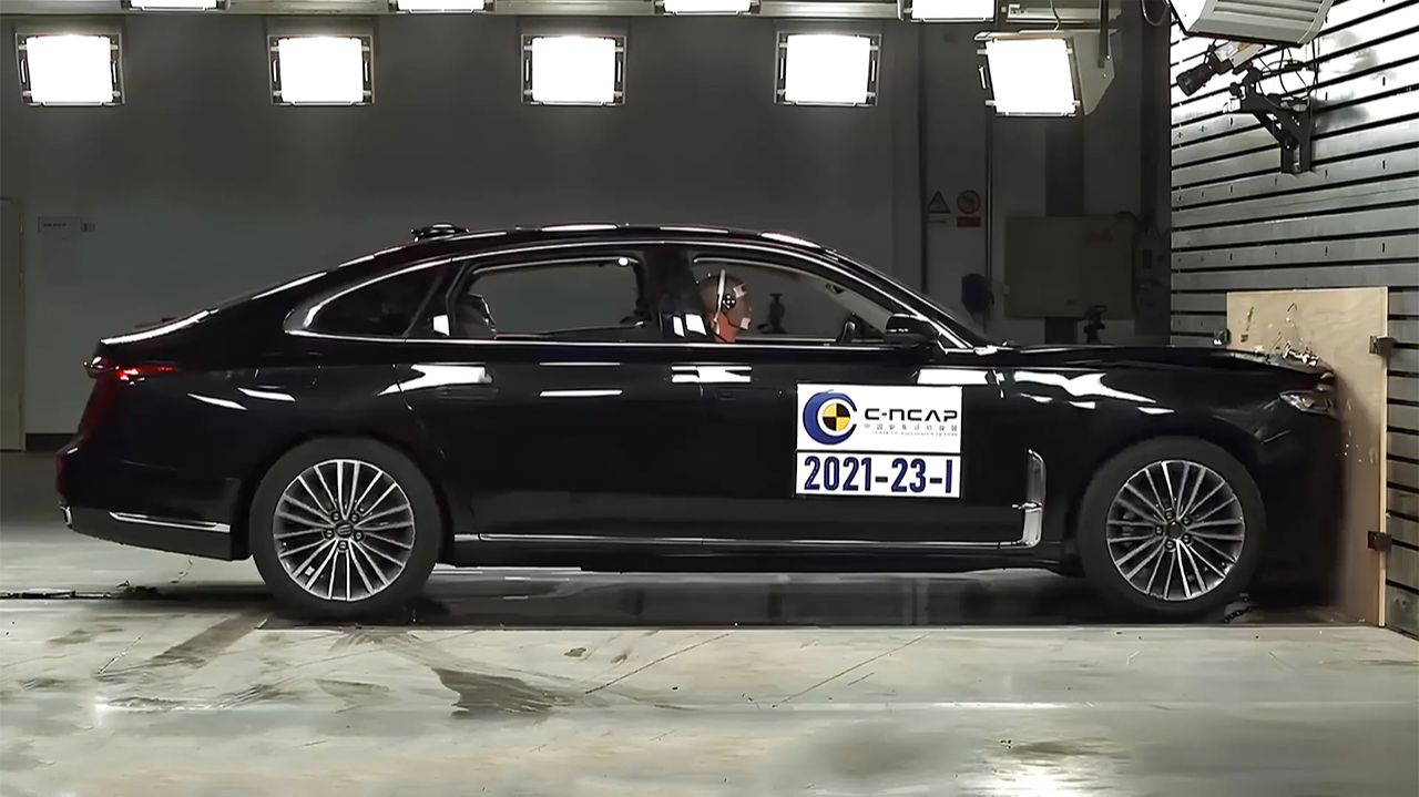 Краш-тест нового Hongqi H9 (Senat 900) от C-NCAP на CarMaps.Ru