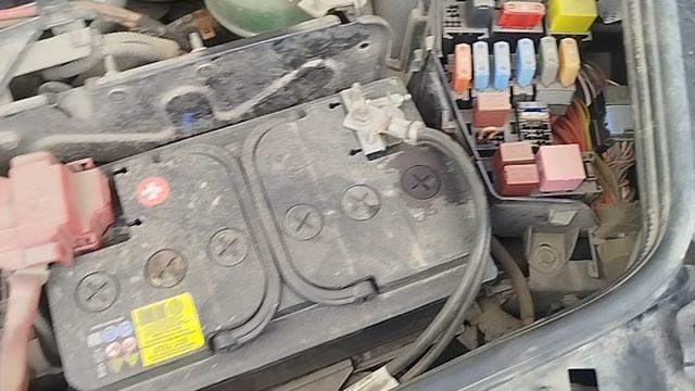 Как слить бензин с Renault Duster. смотреть онлайн